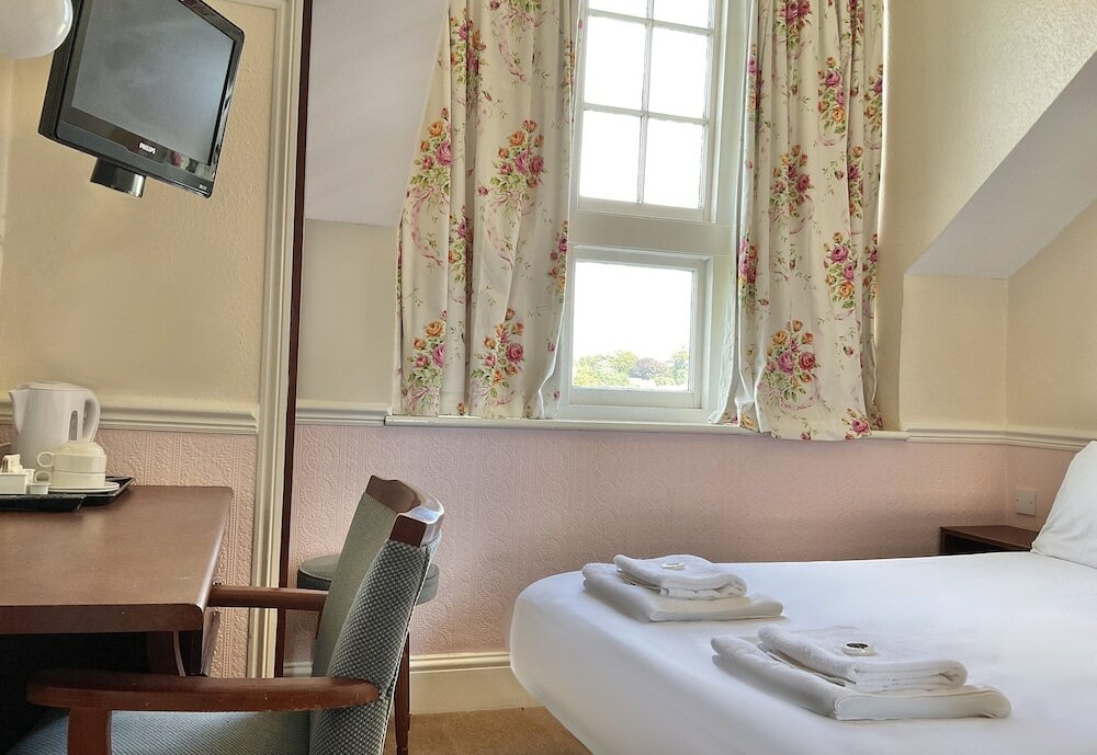 Фото Ashton Court Hotel