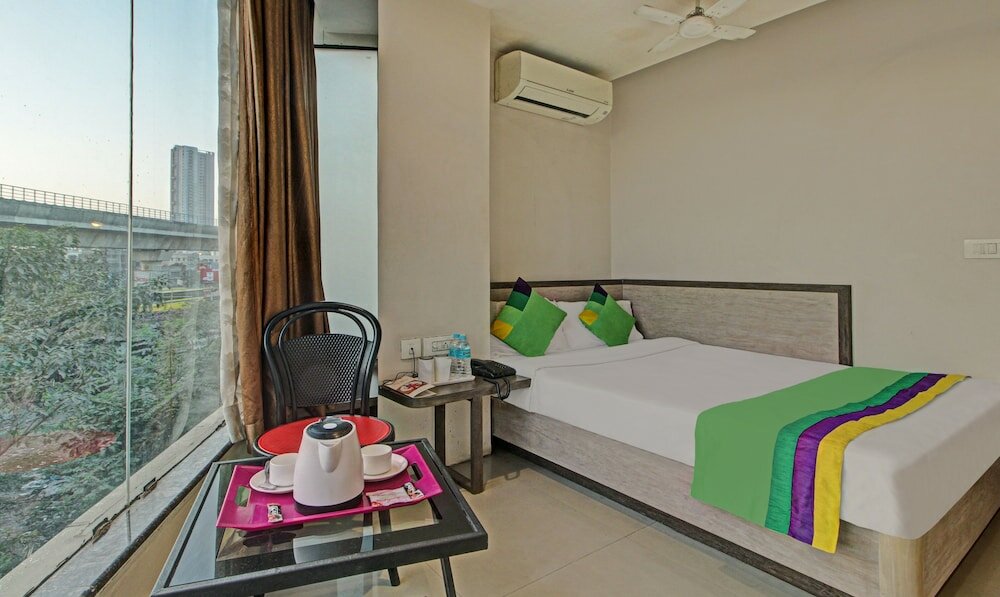 Фото Treebo Trend Glassotel