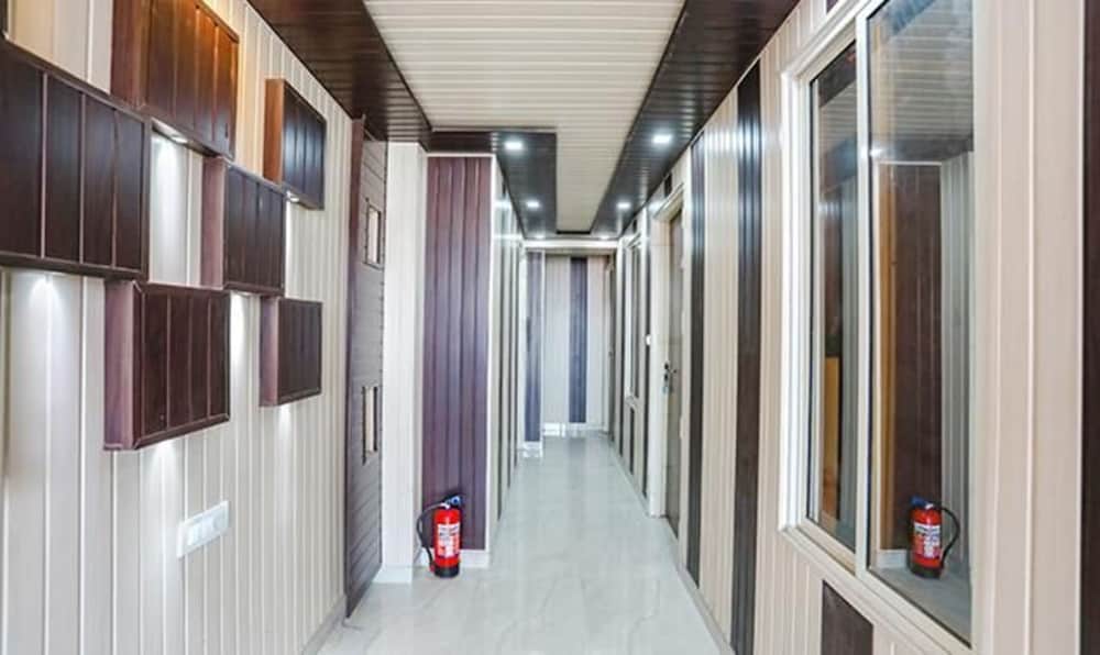 Фото Fabhotel Jms Residency