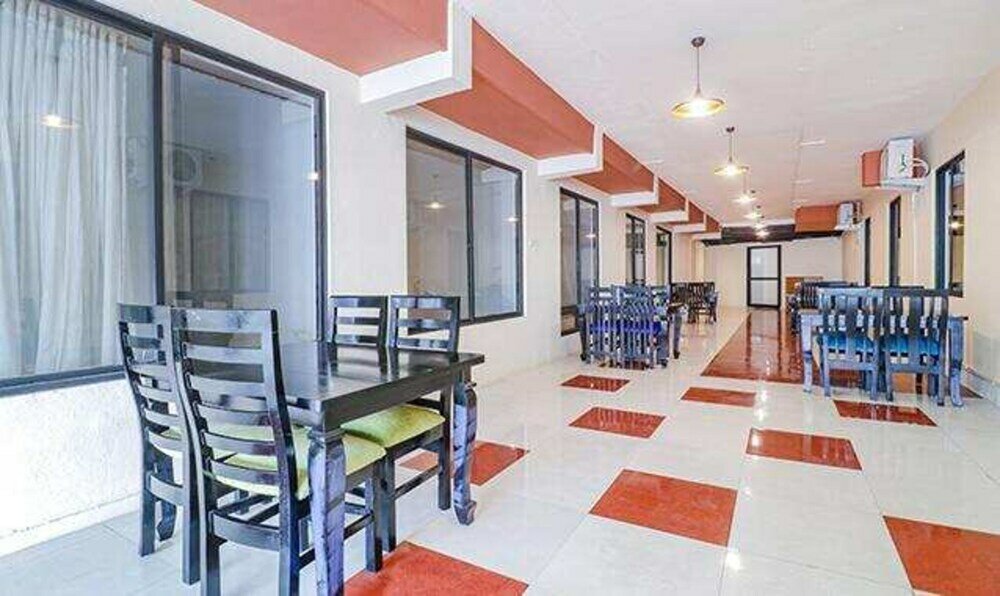 Фото Fabhotel Zeke