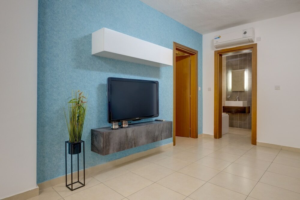 Фото Sliema Tigne Suites