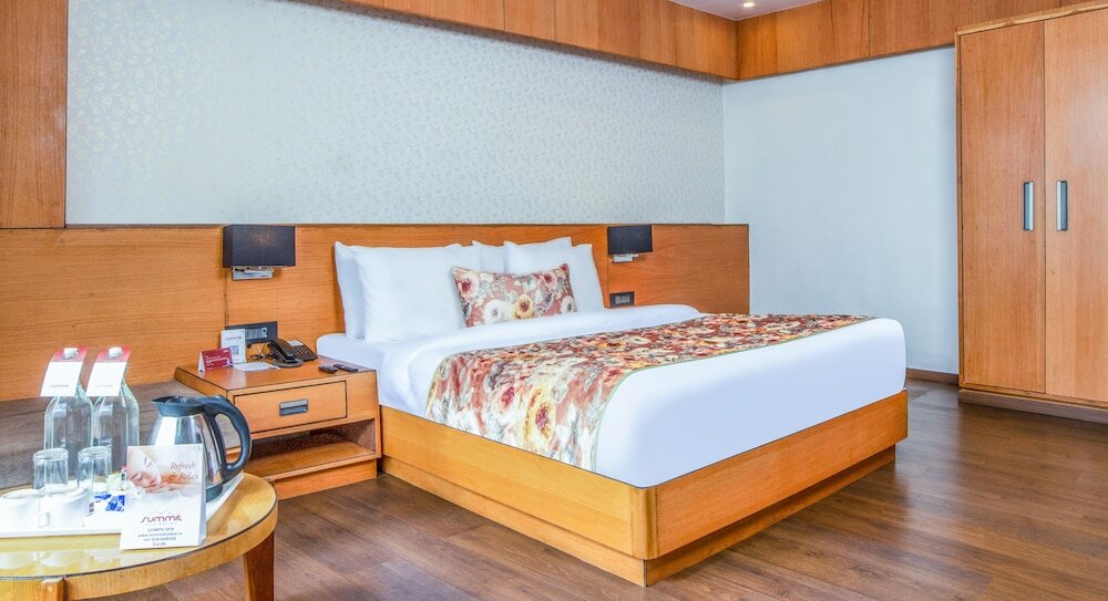 Фото Summit Montana Suites & SPA