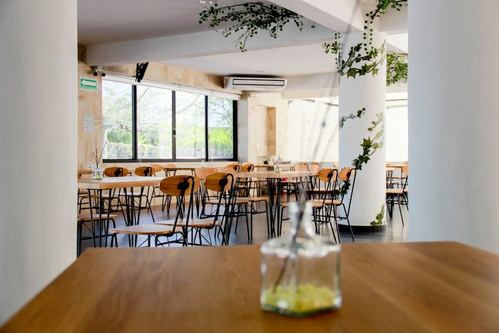 Фото Acacia Hotel