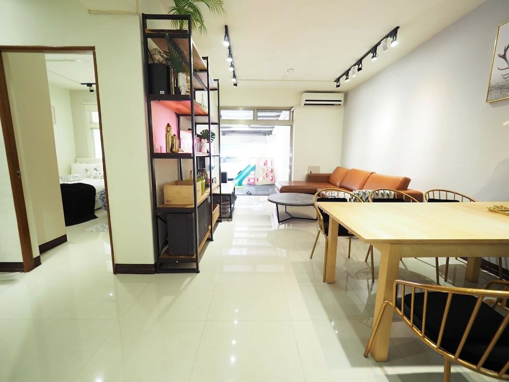 Фото Yongchun Mrt Station