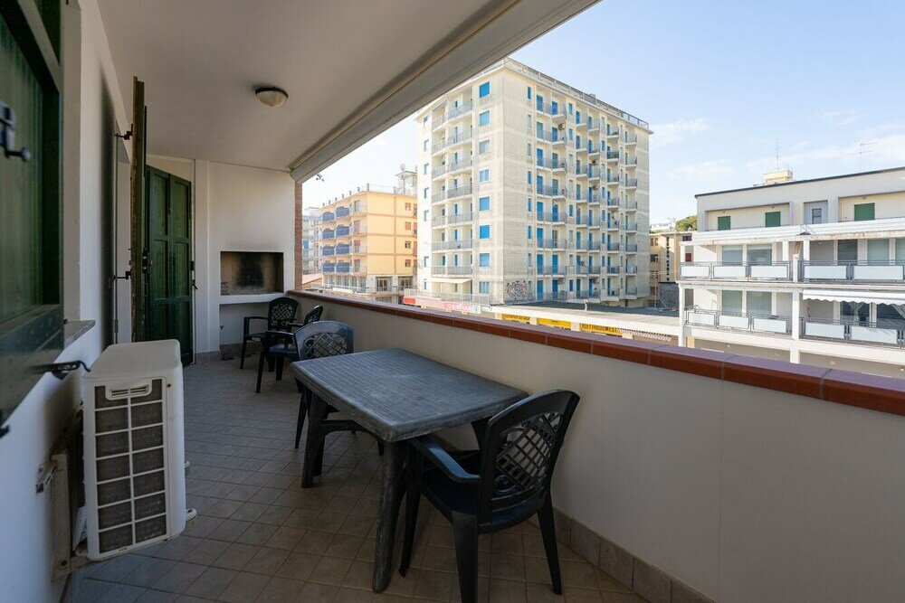 Фото Residence Smith - Fronte Mare 1 Piano 4b