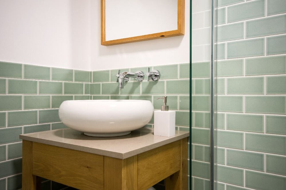 Фото Luxurious & Modern Home