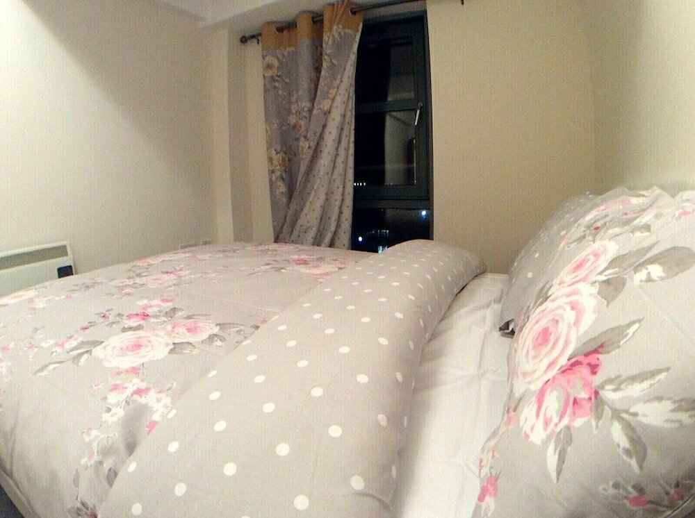 Фото Igloo ViewPoint City Centre Retreat