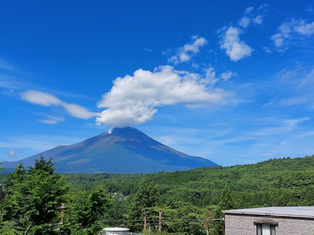 Фото Rokumeikan Hills