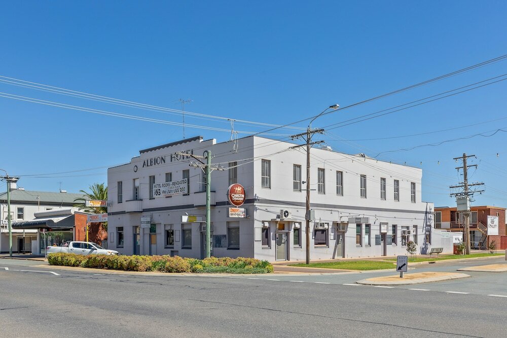 Фото Albion Hotel Motel