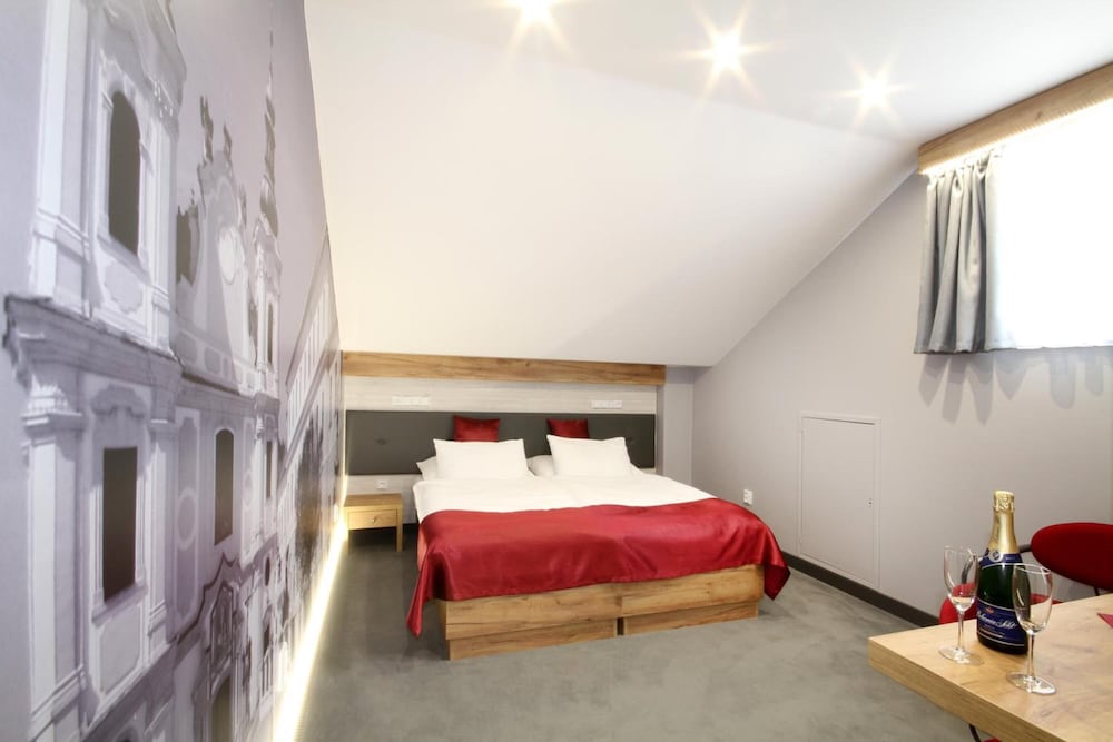 Фото Hotel Strážnice