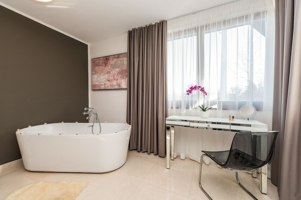 Фото Plitvice Falls Cottage