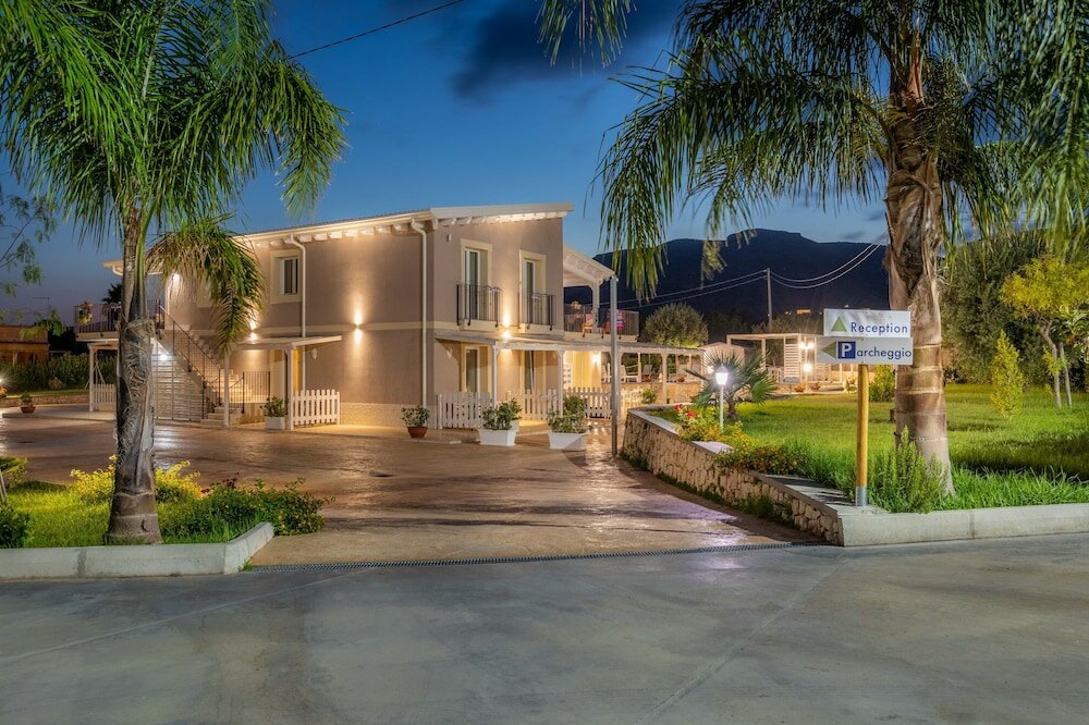 Фото Tramonto Ibleo Resort