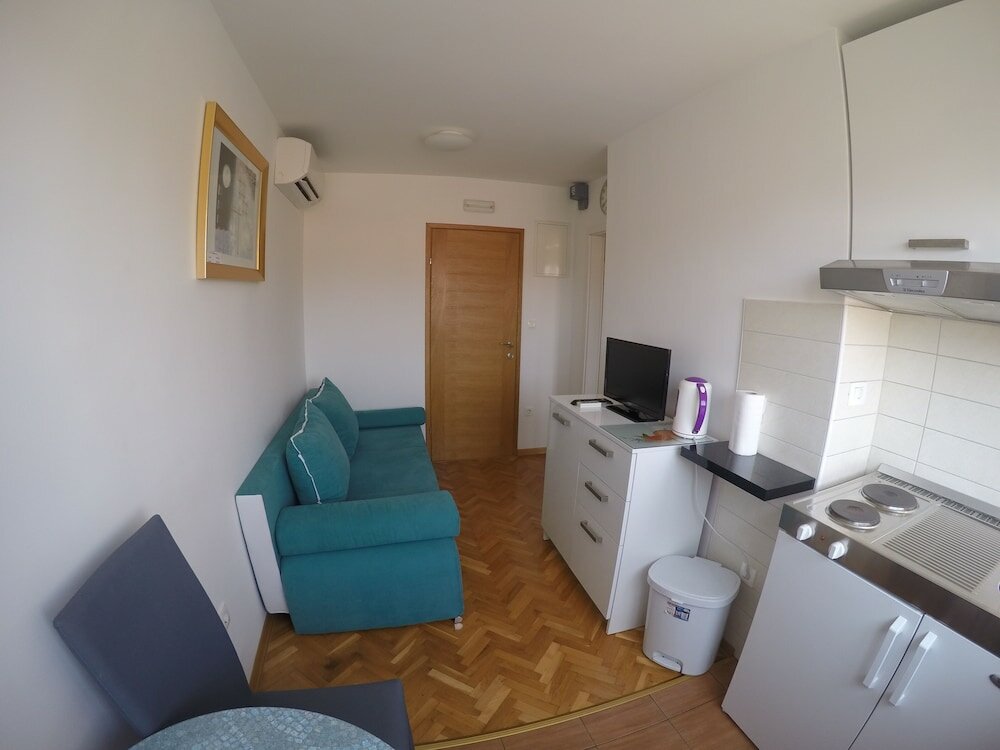 Фото Apartments Istarska - Adults Only