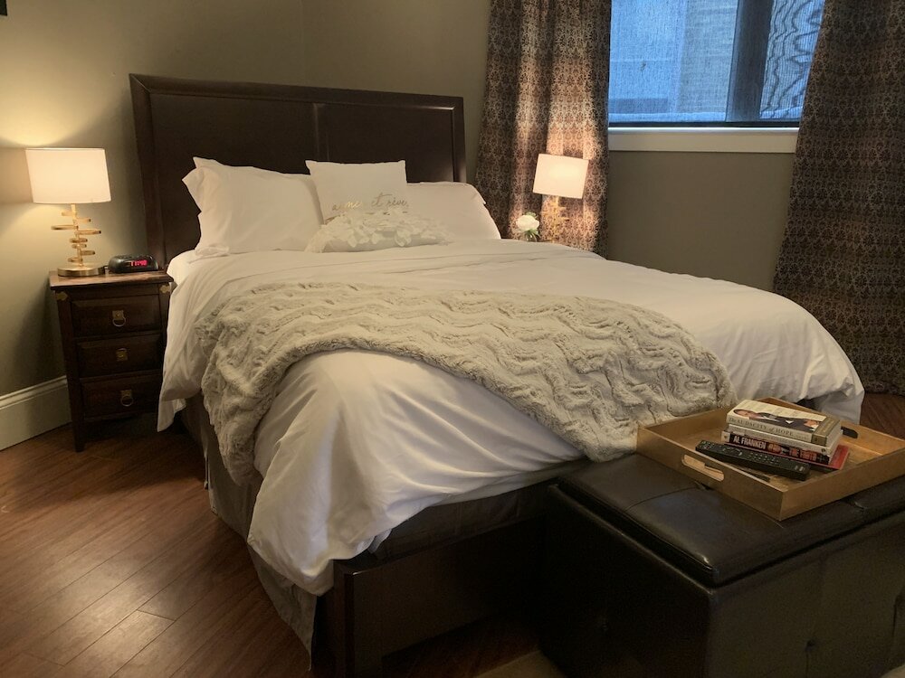 Фото Legacy Suites