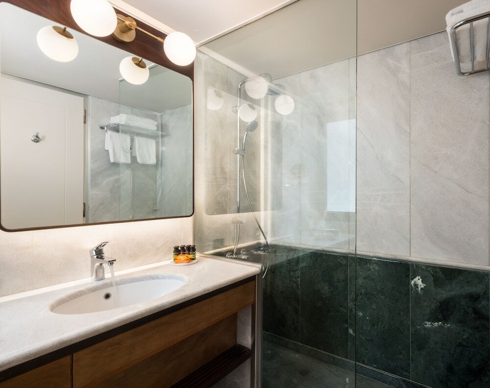 Фото Avra City Boutique Hotel