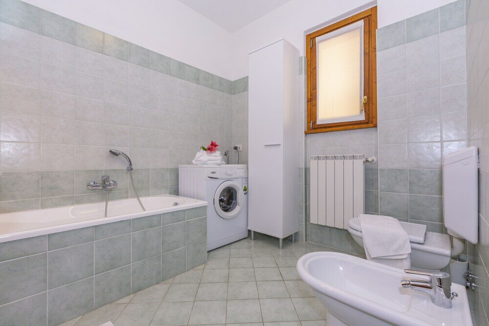 Фото Fontana Del Lago Apt. 9