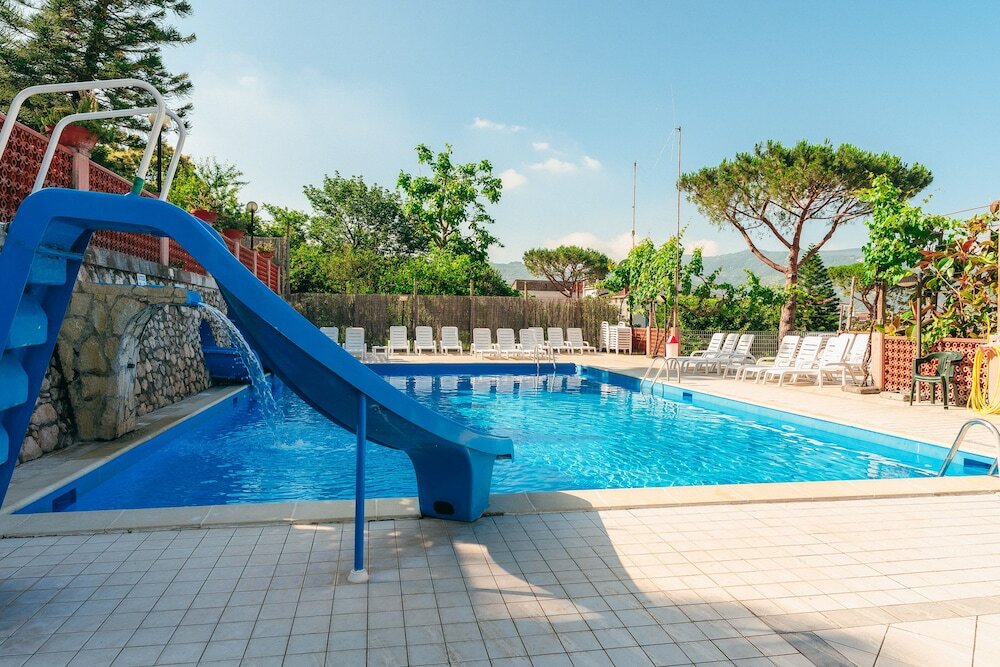 Фото Villaggio Turistico Bleu Village