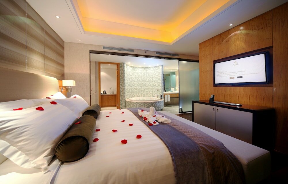 Фото Lia Chengdu Hotel