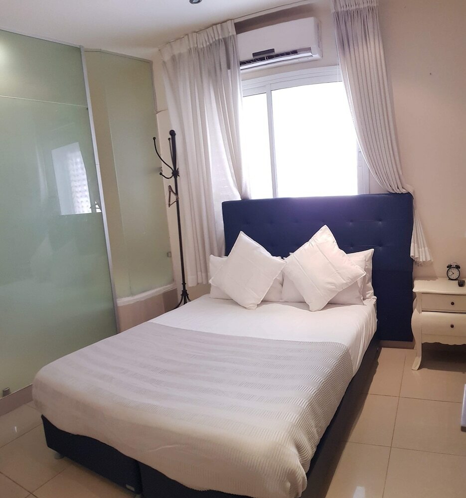 Фото Central Hotel