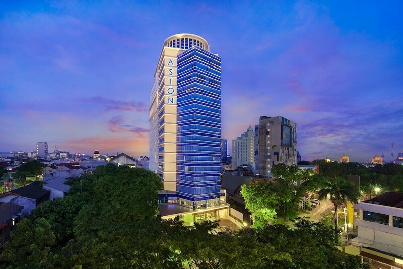 Гостиница Aston Makassar Hotel & Convention Center в Макасаре