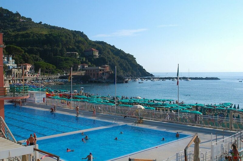 Гостиница La Perla Blu в Леванто