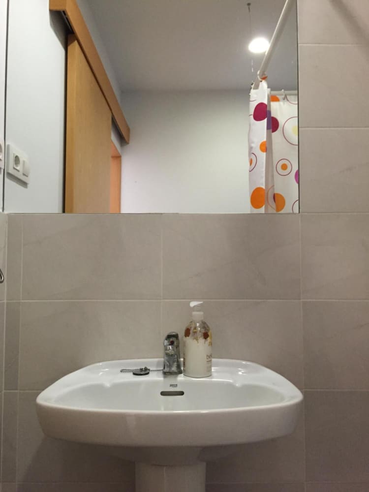 Фото Hostal Delfos