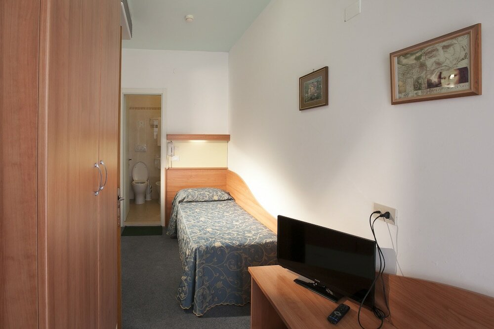 Фото Hotel Derby