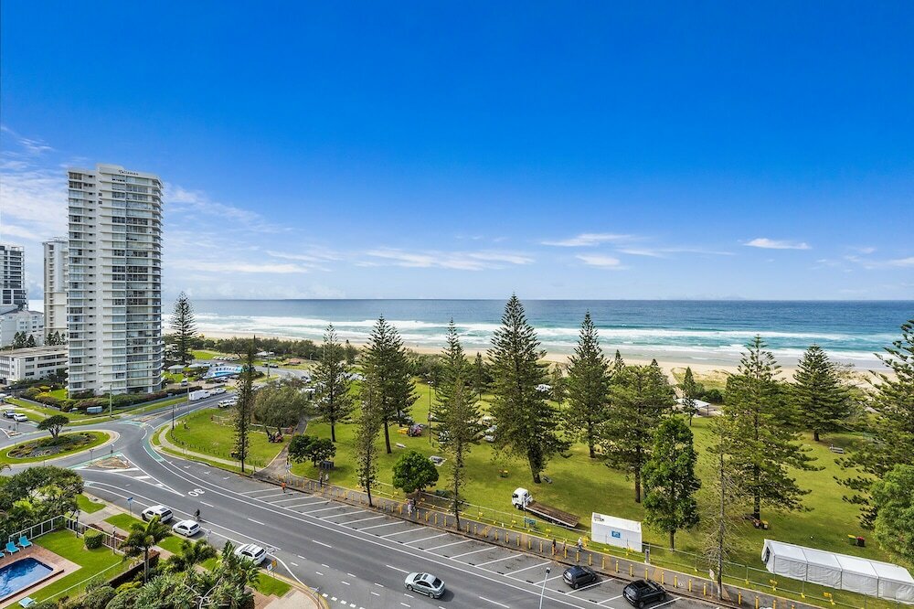 Фото Sandpiper Apartments