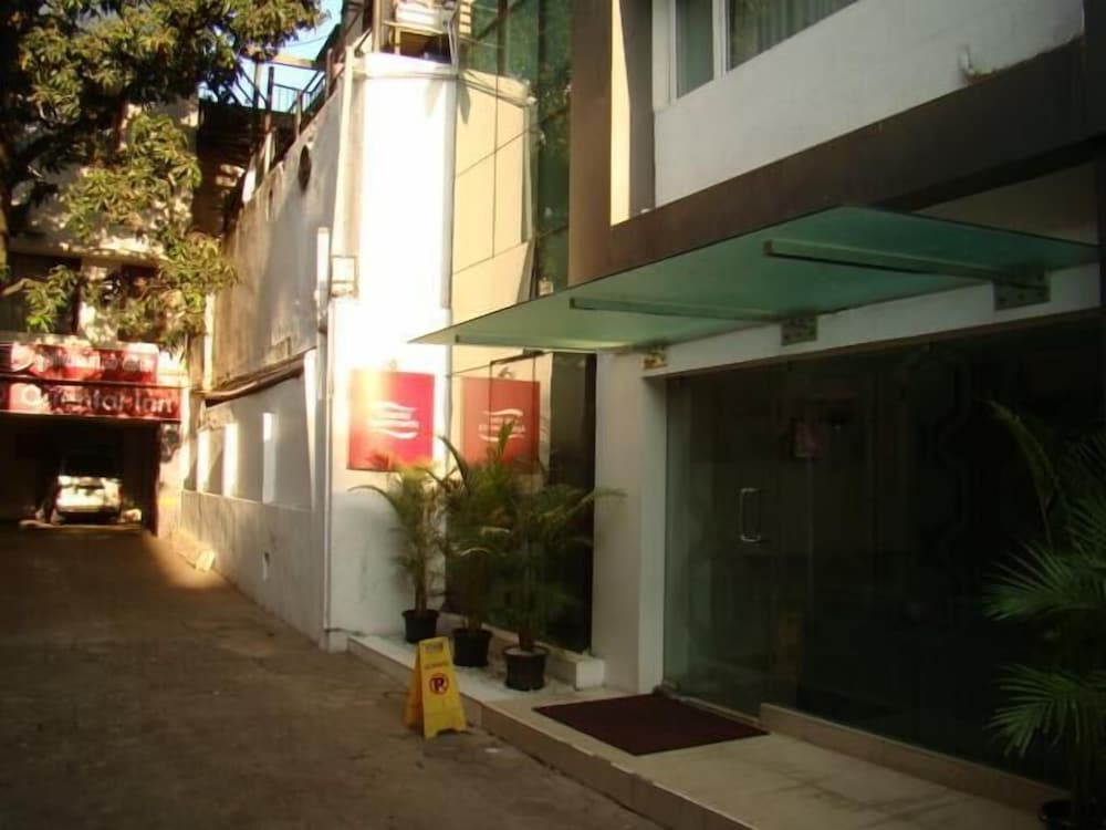 Фото Collection O 28825 Oriental Inn