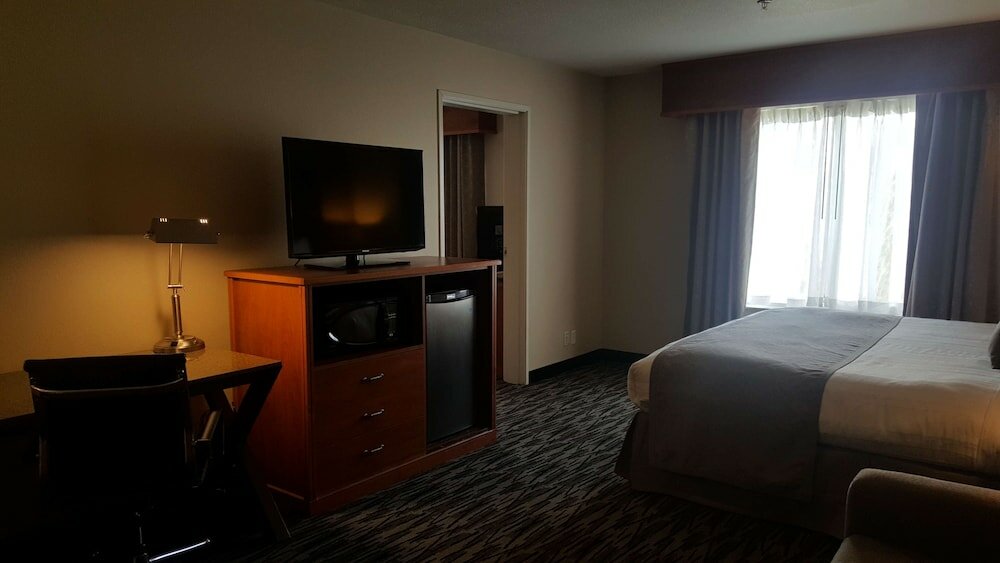 Фото Best Western Plus Mountain View Auburn Inn