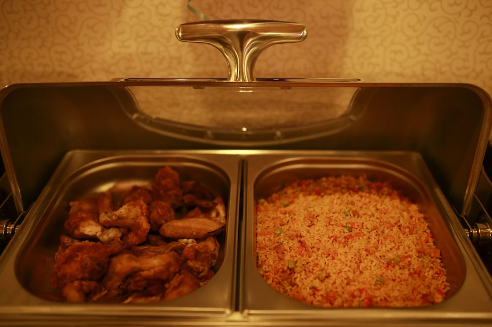 Фото Grand Mango Hotel