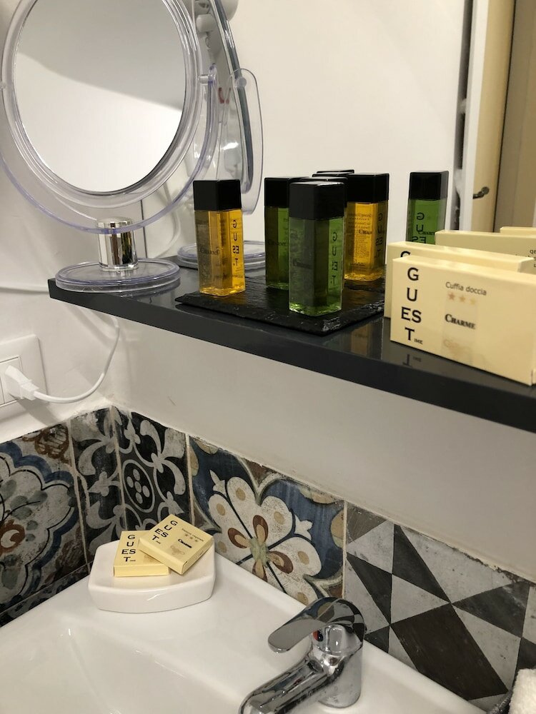 Фото Charme 93 Principe di Belmonte