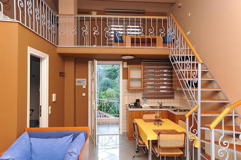 Фото Hotel Pelagos Studios