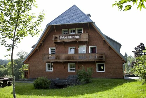 Внешний вид отеля Hotel Adler Bärental в Фельдберге, фото 4