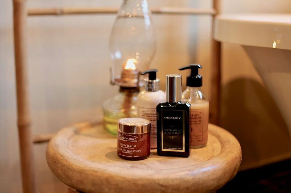 Фото Ivory Wilderness River Rock Lodge