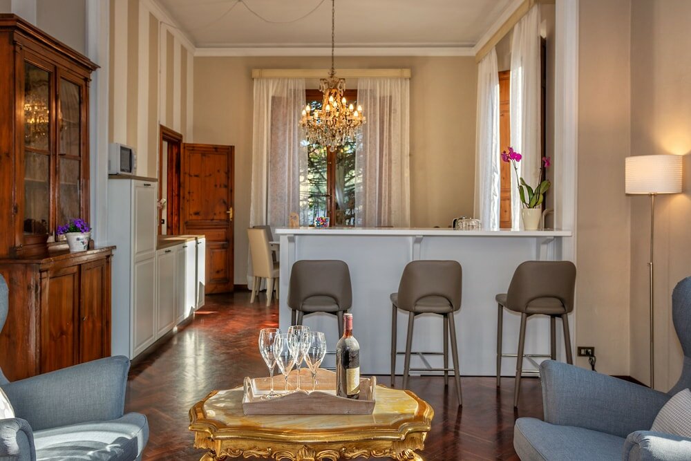 Фото Villa Ricci Suites