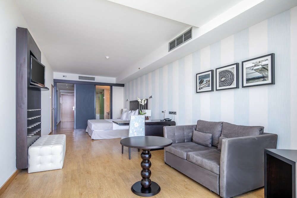 Фото Angra Marina Hotel