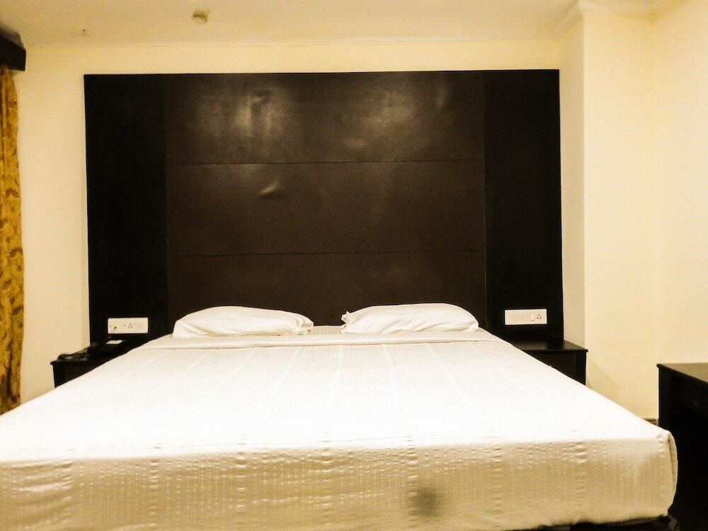 Фото Emarald Hotels