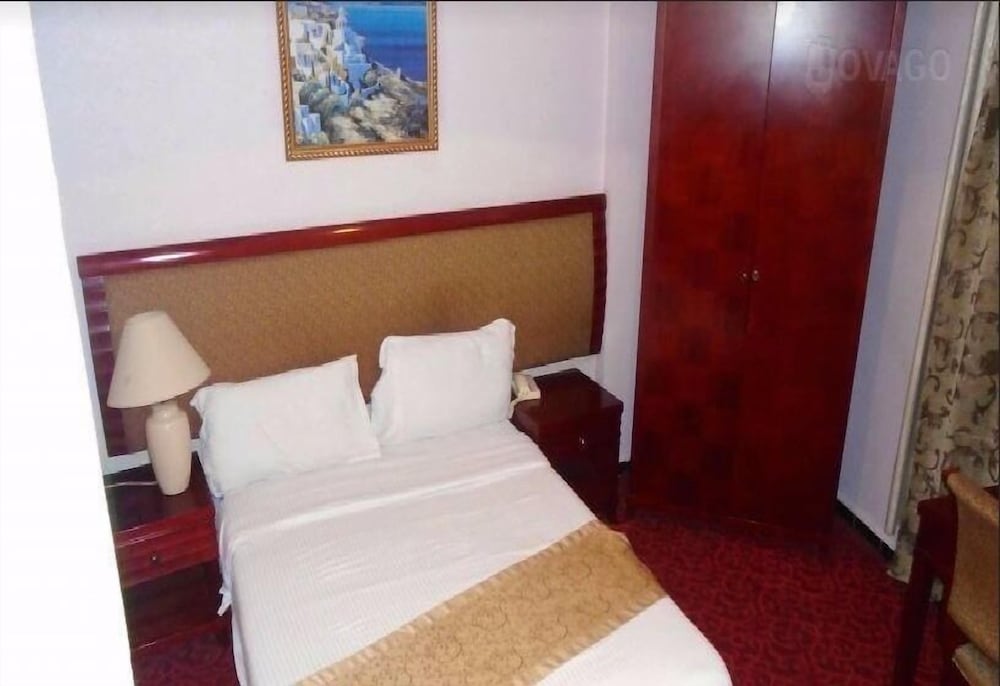 Фото Hotel Montparnasse