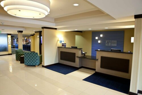 Гостиница Holiday Inn Express Hotel & Suites Lansing-Dimondale, an Ihg Hotel