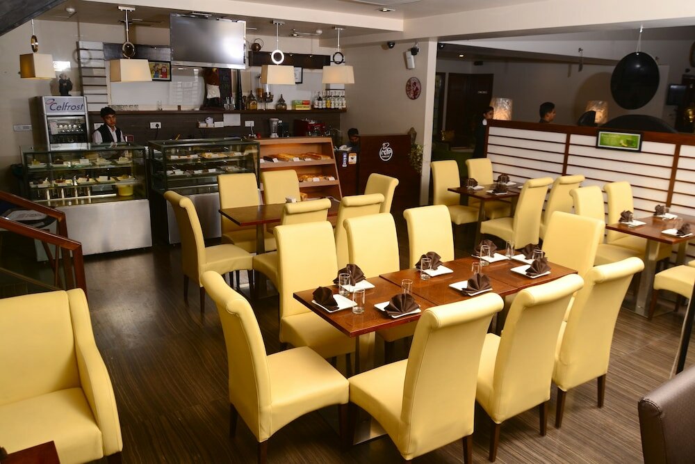 Фото One Earth Avaas