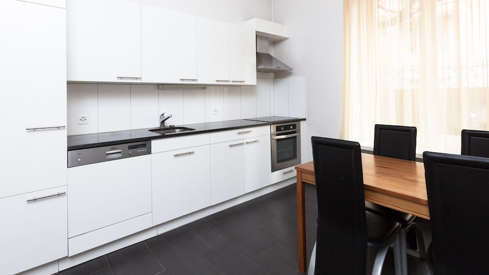 Фото Apartments Swiss Star University