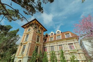 Гостиница Saphir Dalat Hotel