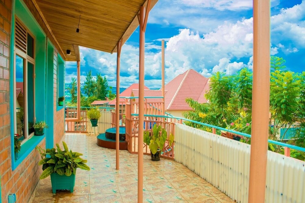 Фото Transit House Airport