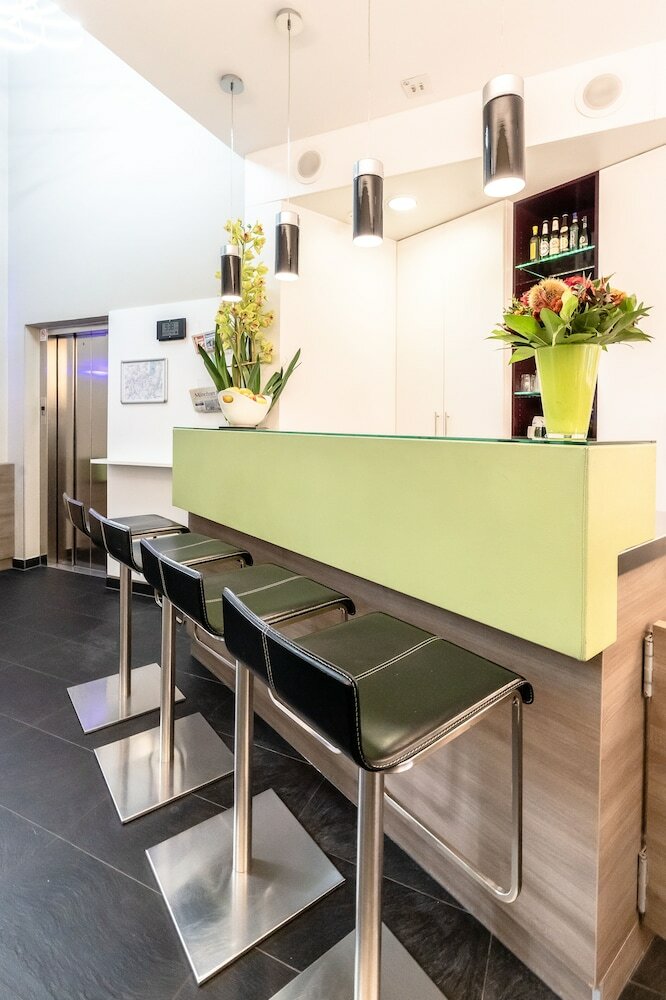 Фото Hotel Demas City