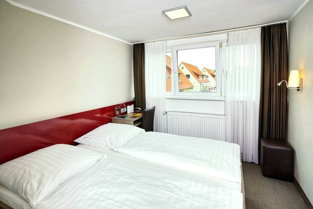 Фото Hotel Rennschuh