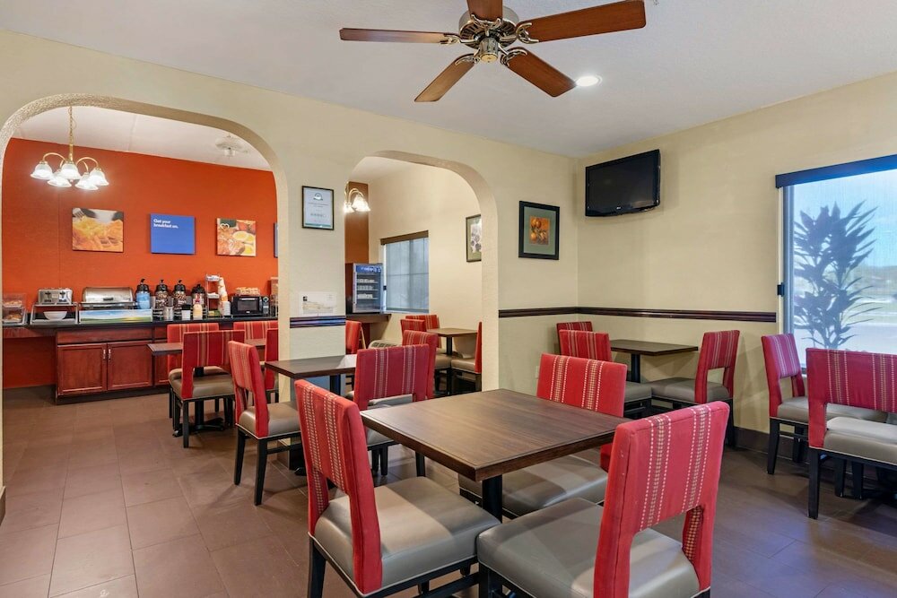 Фото Comfort Inn Kissimmee-Lake Buena Vista South