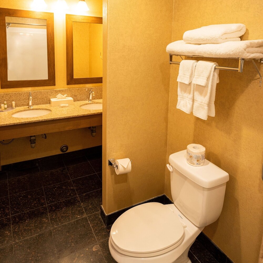 Фото Camrose Resort & Casino