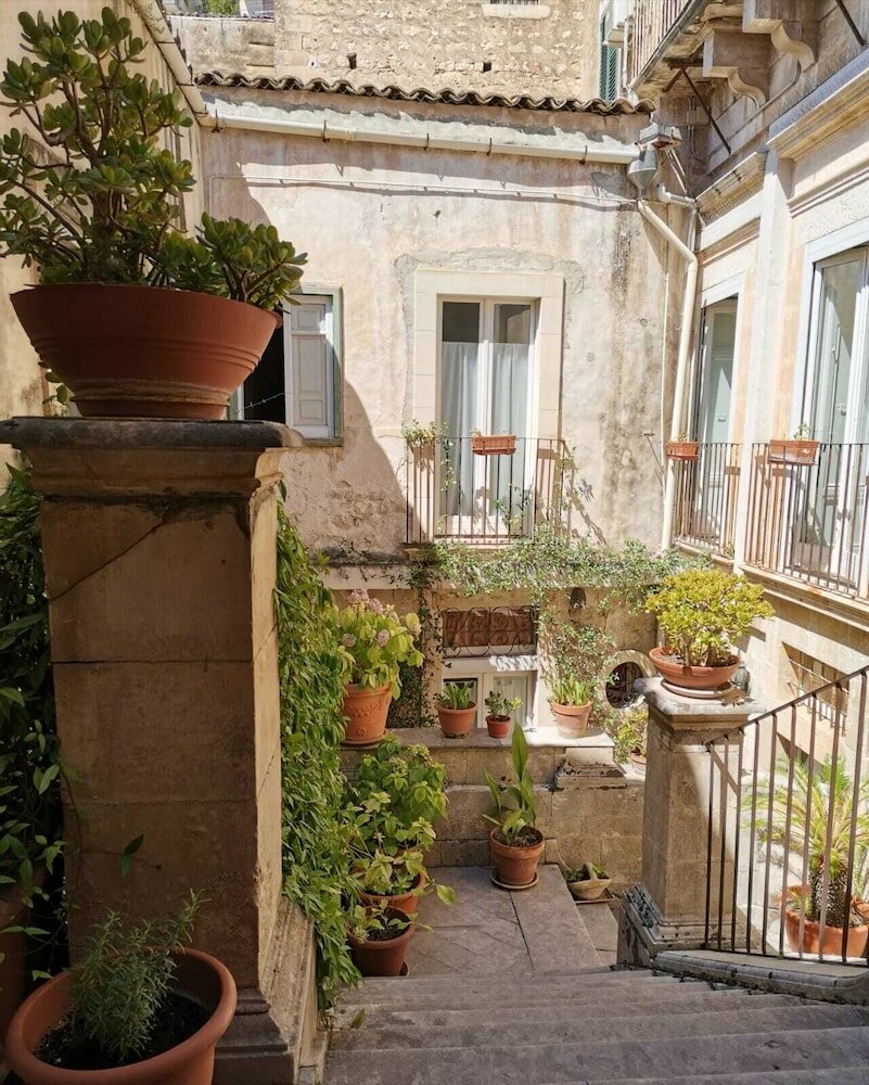 Фото Palazzo 'Il Cavaliere' - B&b di Charme