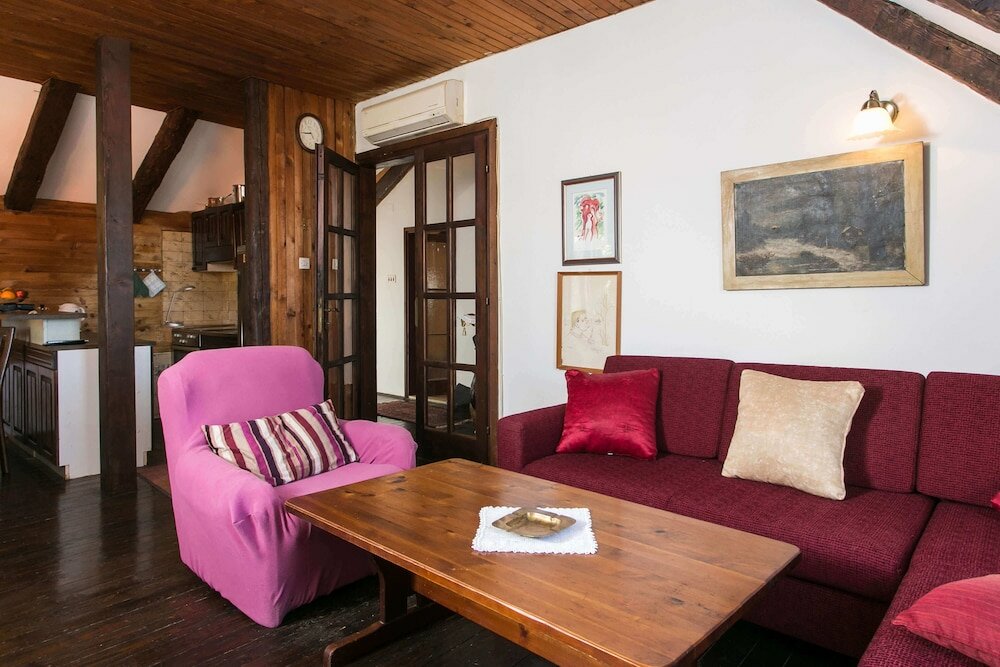 Фото Gina Apartment